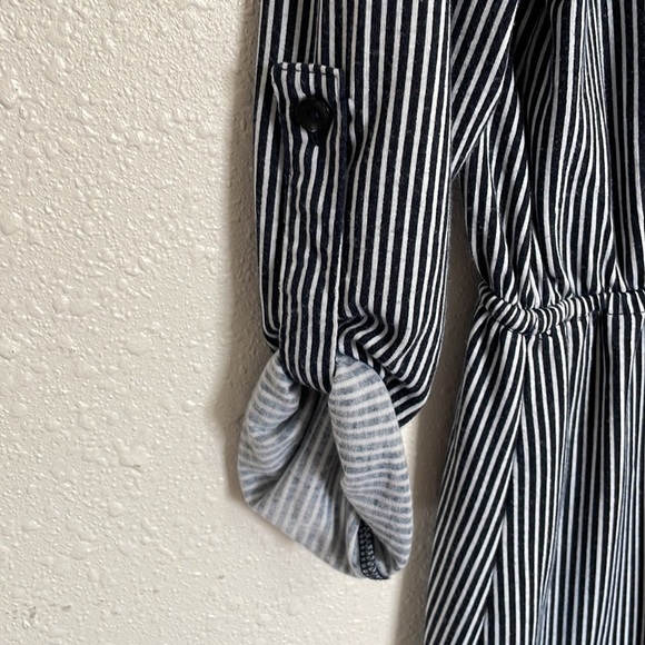 Siren Lily Maternity Striped Dress Black and White Stripe Size Small - Picture 7 of 9